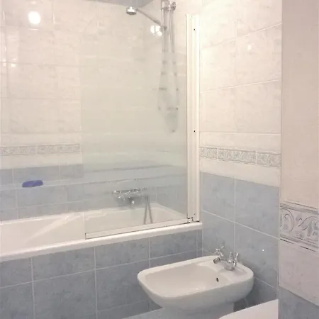 Apartment Amo E Flo *