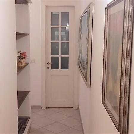Amo E Flo Apartment