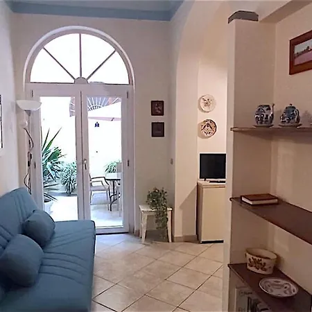 Apartment Amo E Flo *