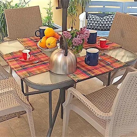 Apartament Amo E Flo *