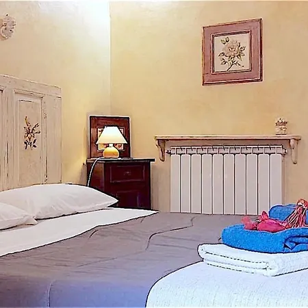 Amo E Flo Apartment